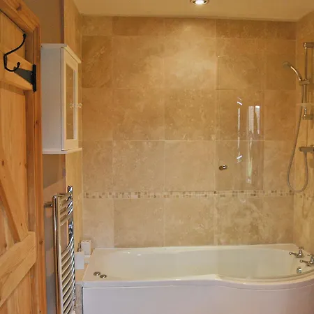 Featherstone Pickering